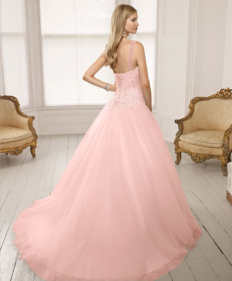 表参道ウェディングドレスショップ|ウェディングドレスレンタルならミスサブリナウェディング表参道